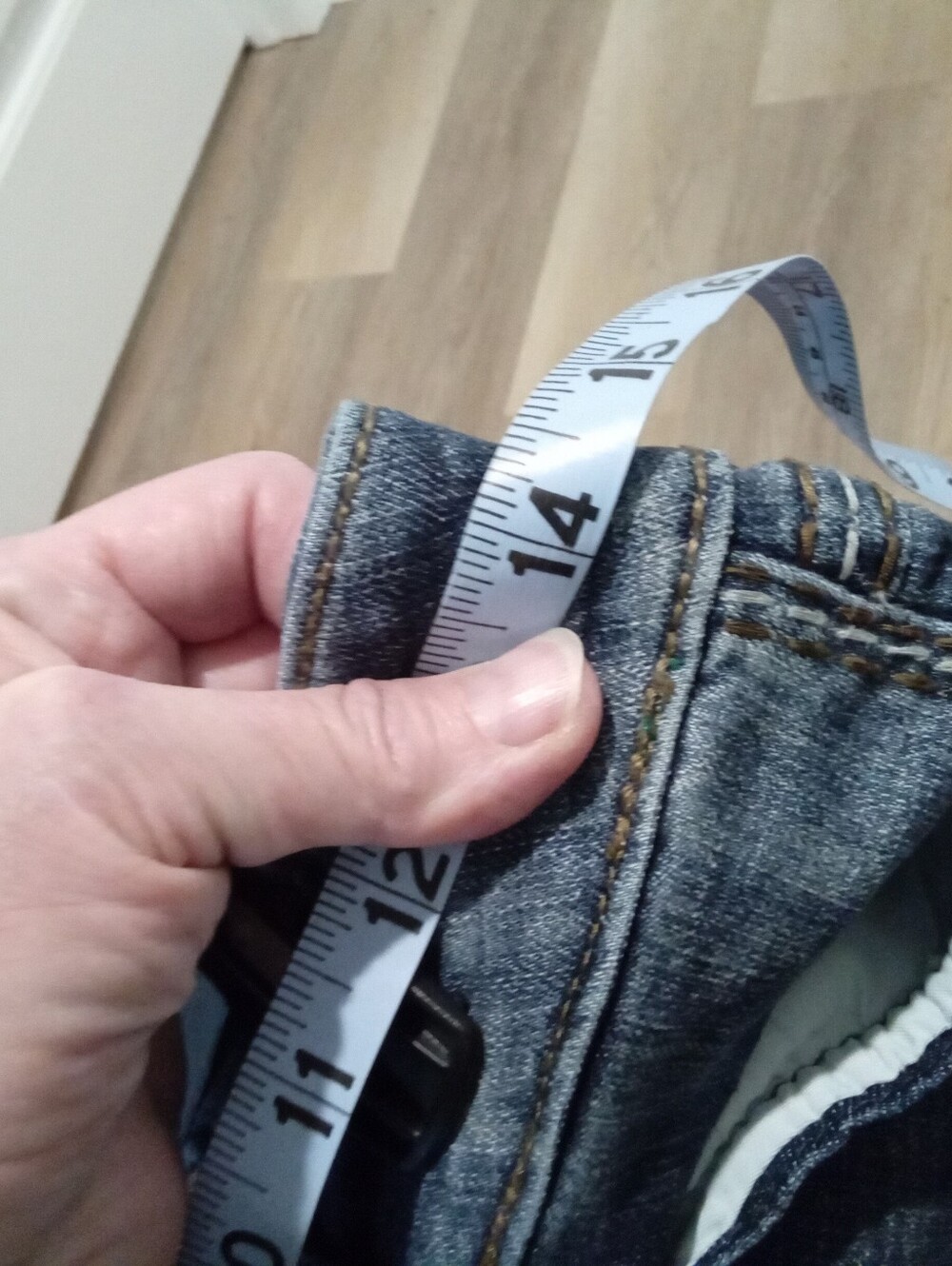 Wrangler Ultimate Riding Jean-Willow Fit Mid-Rise Bootcut Women's Sz 8 - Picture 14 of 15